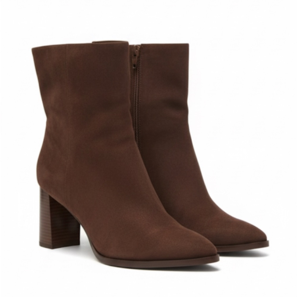 EUC Brown Suede Boots